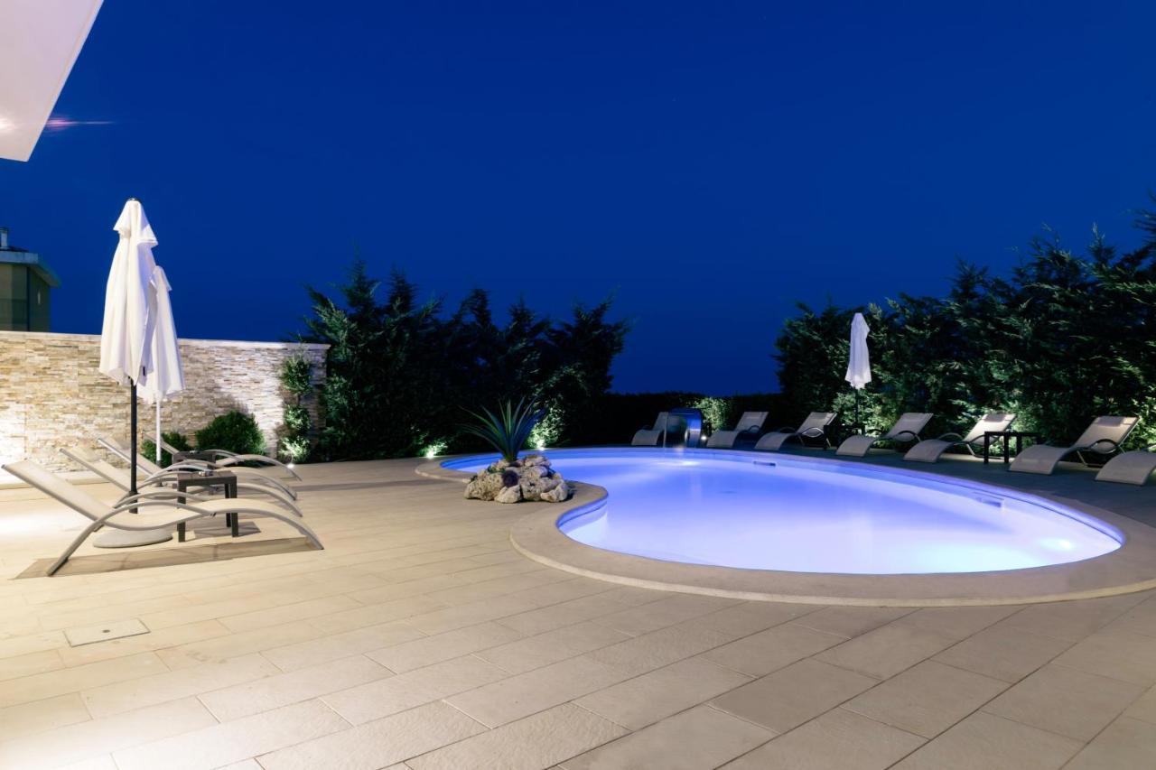 Affittacamere Villa Bisceglia Monte SantʼAngelo Exteriér fotografie